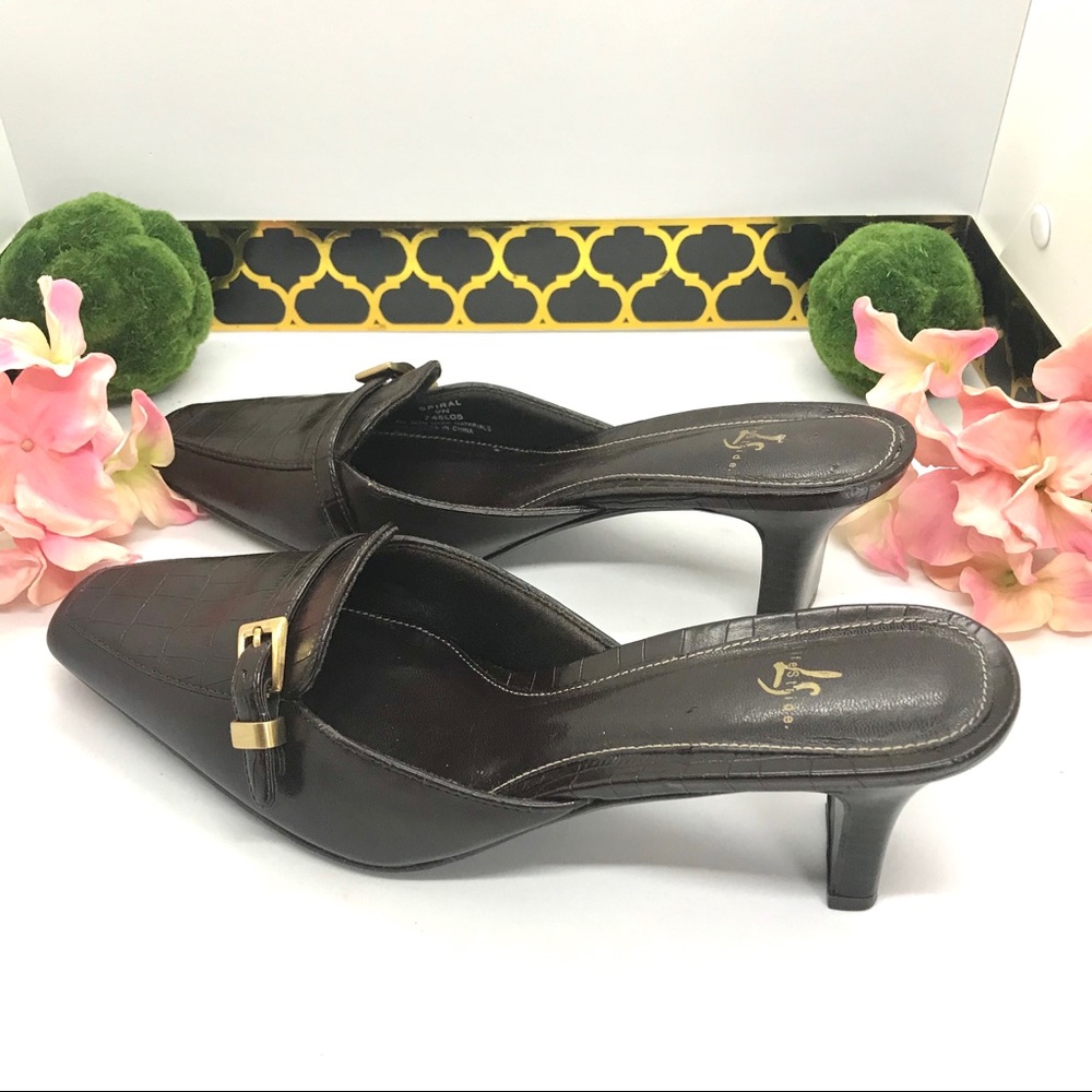 LIFE STRIDE | New Mules Slides Heels Size 9